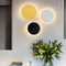 Runde LED væglamper med moderne design til indendørs brug
