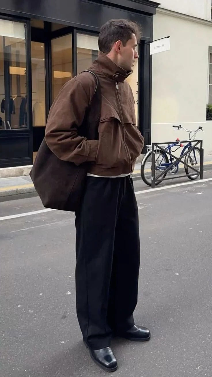 "Julien porte notre manteau court"